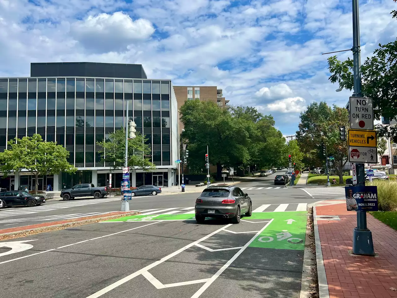 Say Goodbye to Turning Right on Red in DC