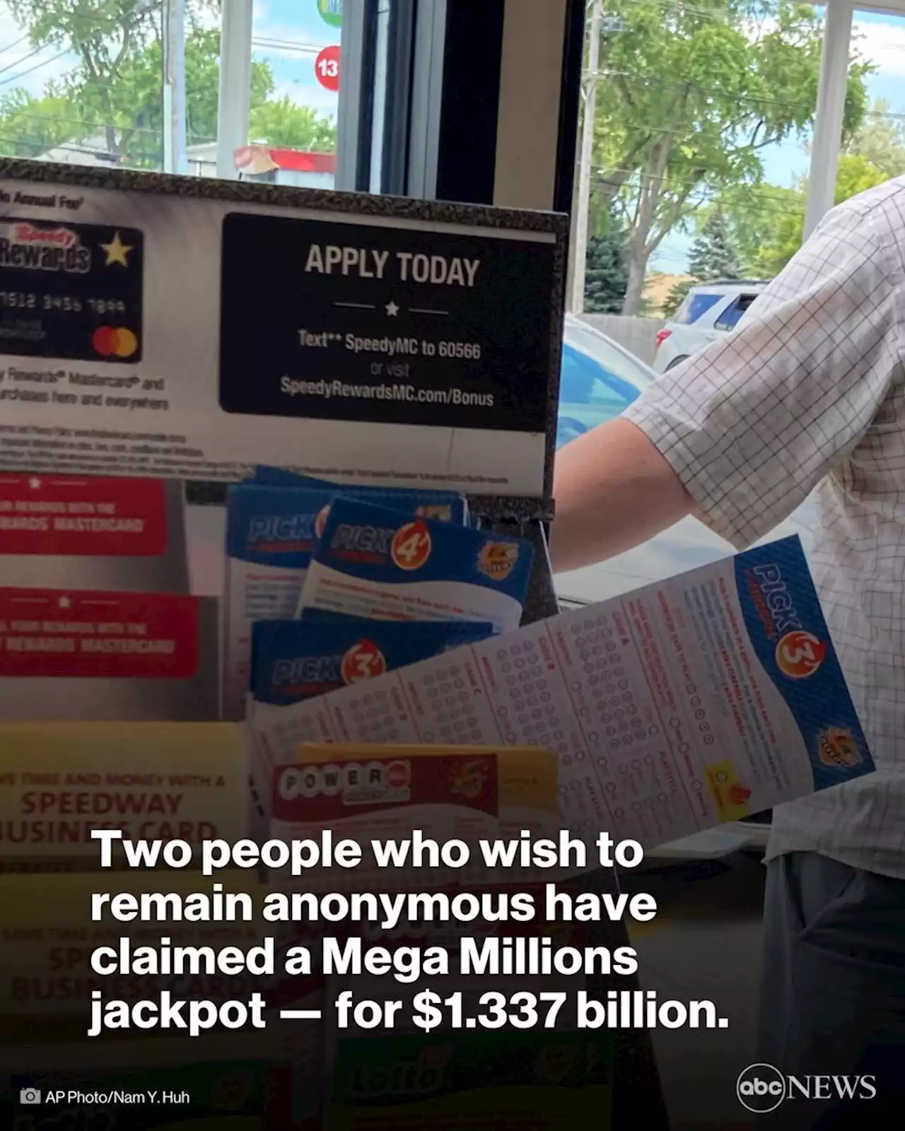 2 claim $1.337B Mega Millions prize; 3rd-largest US jackpot