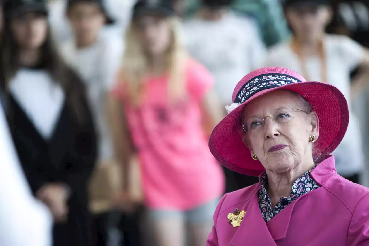 Covid-19 : la reine du Danemark testée positive deux jours après les funérailles d'Elizabeth II