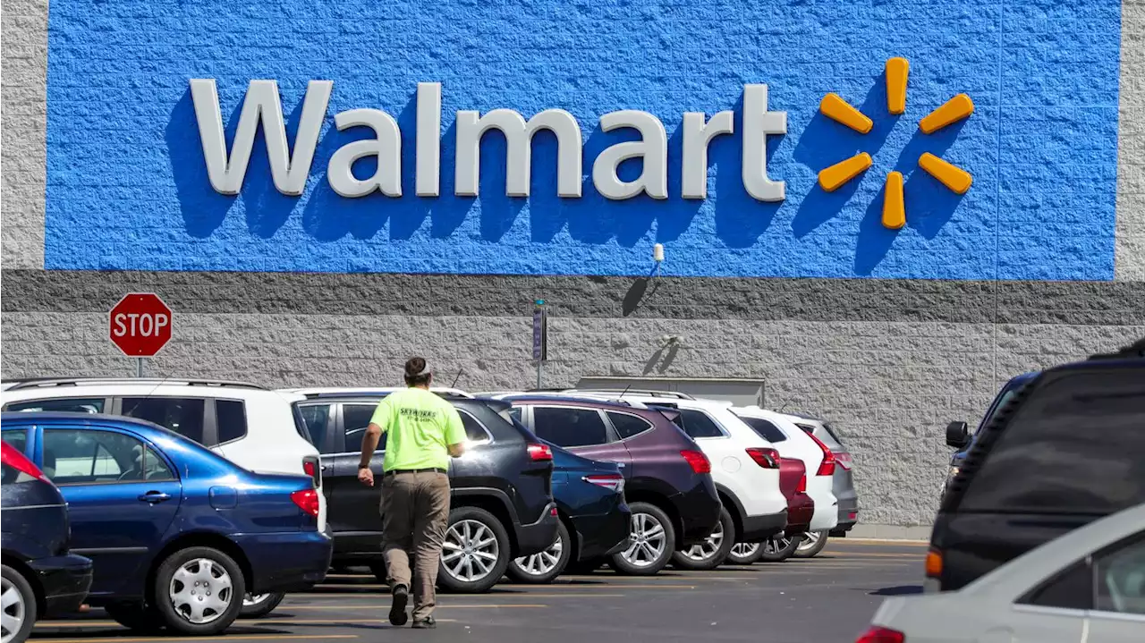 Walmart adding 40,000 jobs ahead of holiday shopping season