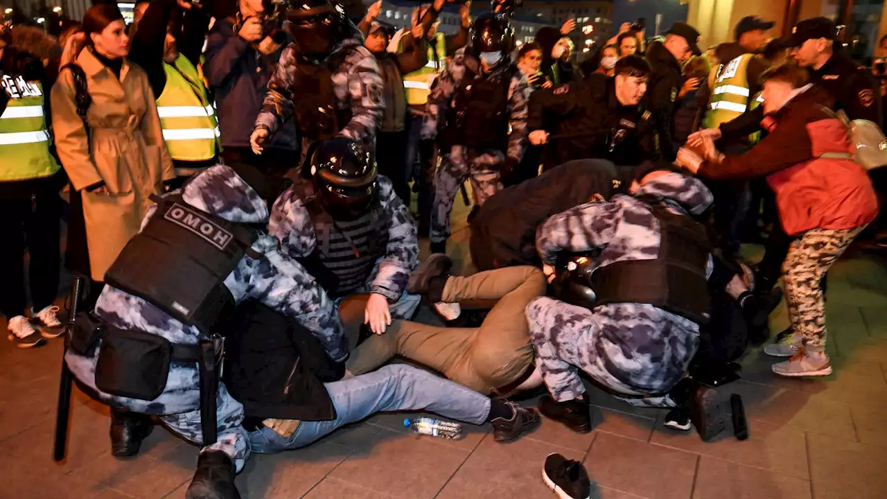 Hunderte Festnahmen bei Protesten gegen Mobilisierung