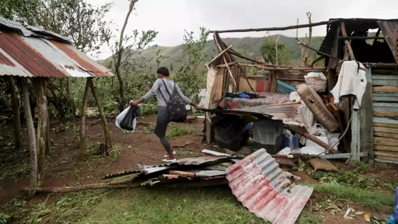 Hurricane Fiona heads to Bermuda, up to 8 dead in Puerto Rico