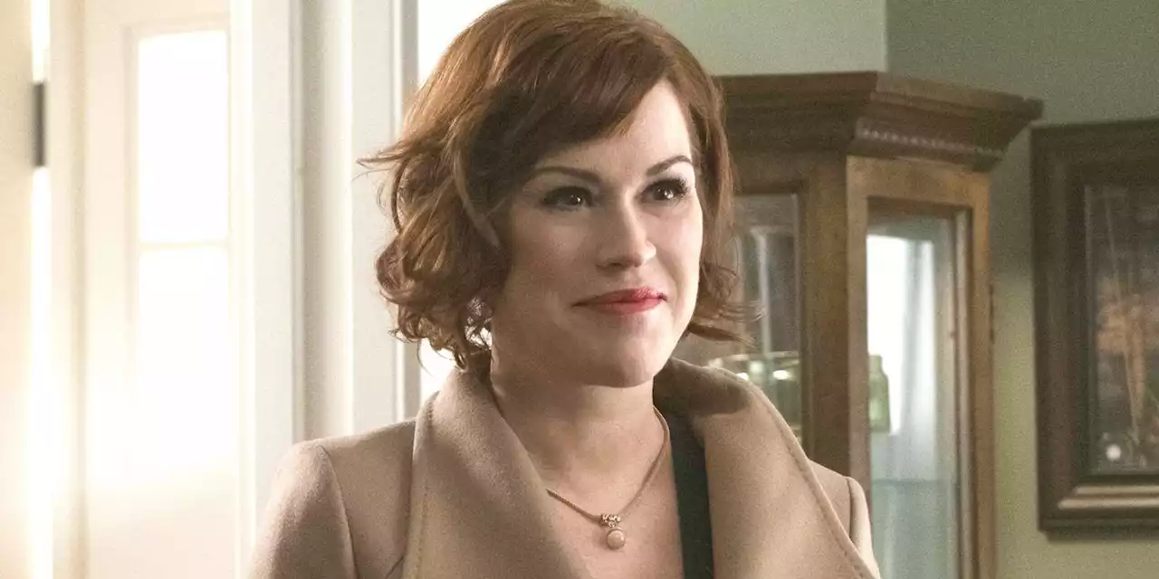 Molly Ringwald Joins Season 2 of 'Feud,' Ryan Murphy's Anthology Series