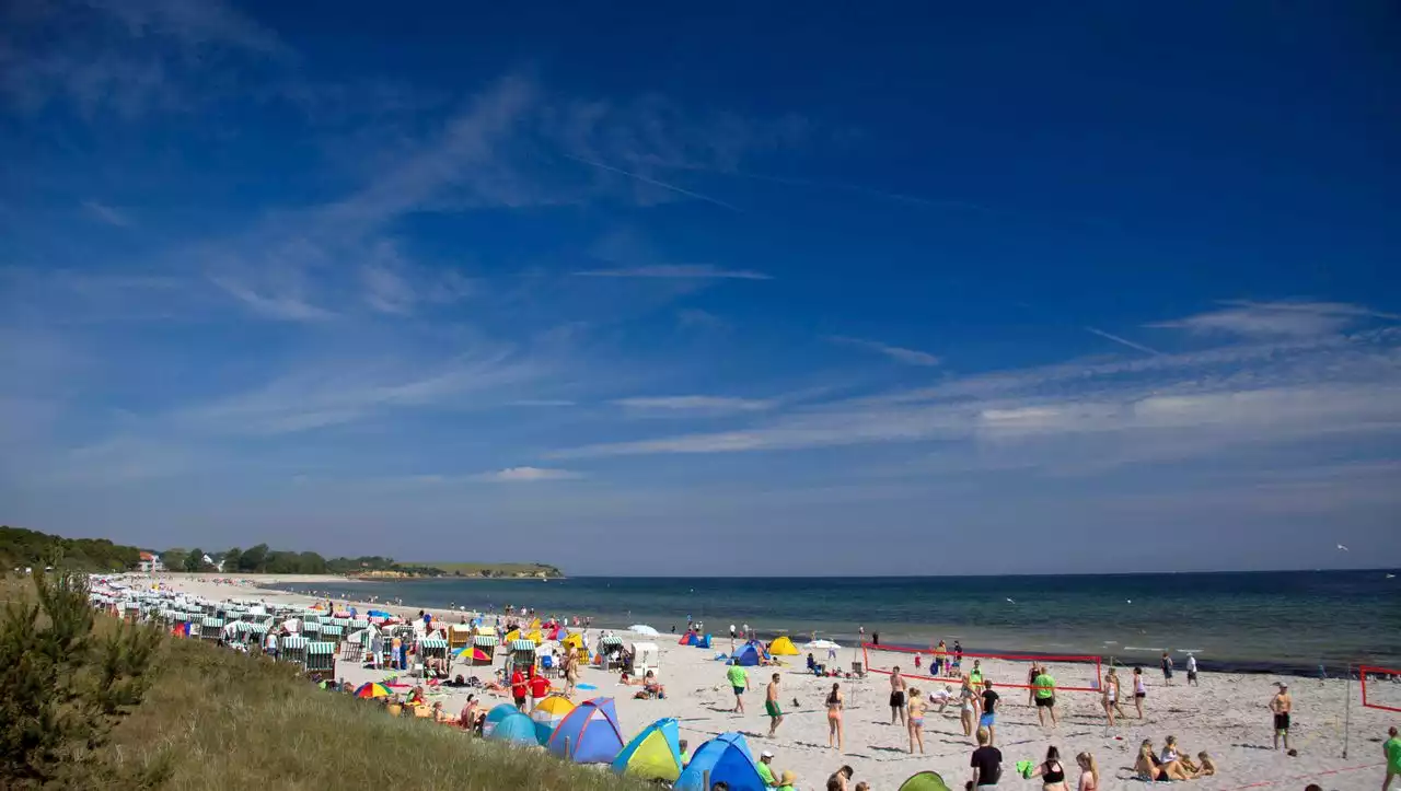 Strandpromenade in Boltenhagen: Wohnhaus nach Brand evakuiert - 15 Millionen Euro Schaden