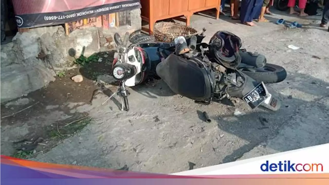 Detik-detik Ngeri Mobil Tabrak 10 Motor di Kasihan Bantul