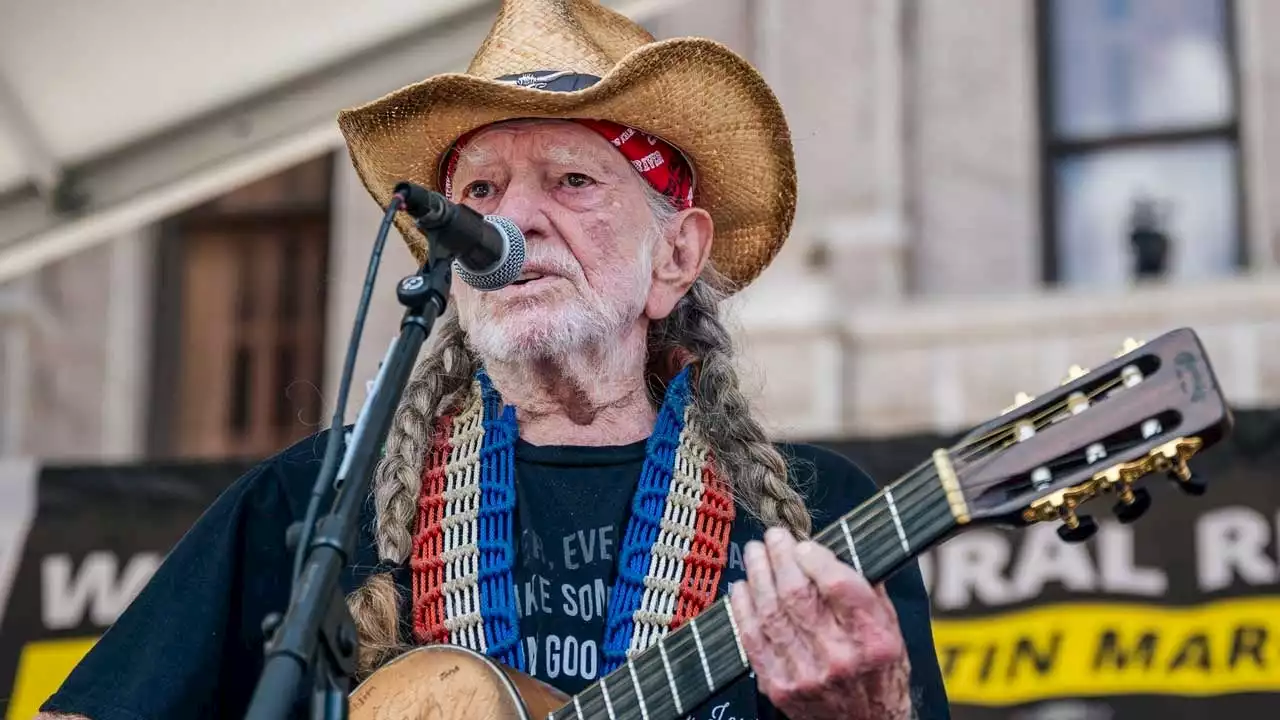 Willie Nelson Opens Up About Late Paul English Saving His Life