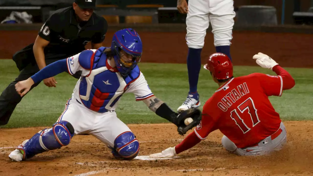 Angels beat Rangers 5-2 despite Texas' triple play