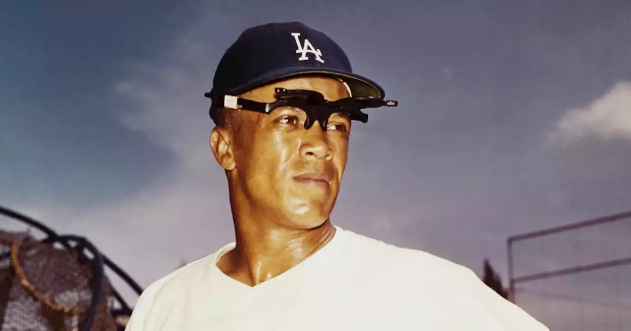 Maury Wills, Dodgers shortstop famous for base-stealing, dies at 89