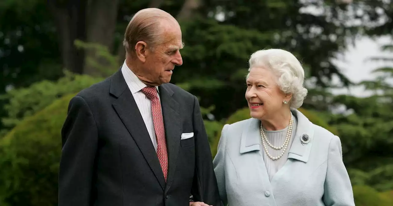 Queen’s name inscribed on to chapel stone alongside parents and Philip