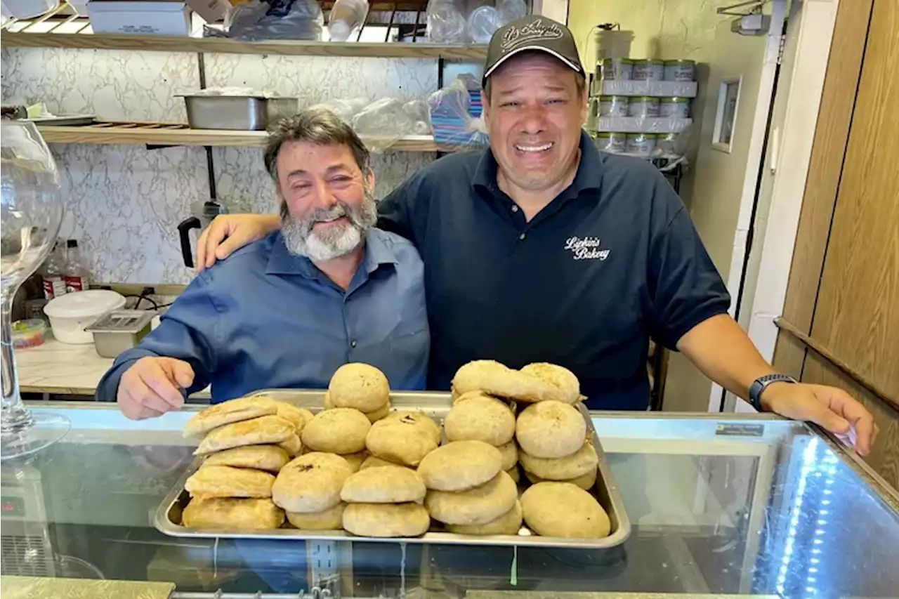 Knishes return as Lipkin’s and Best, two Philadelphia kosher bakeries, merge in Overbrook Park