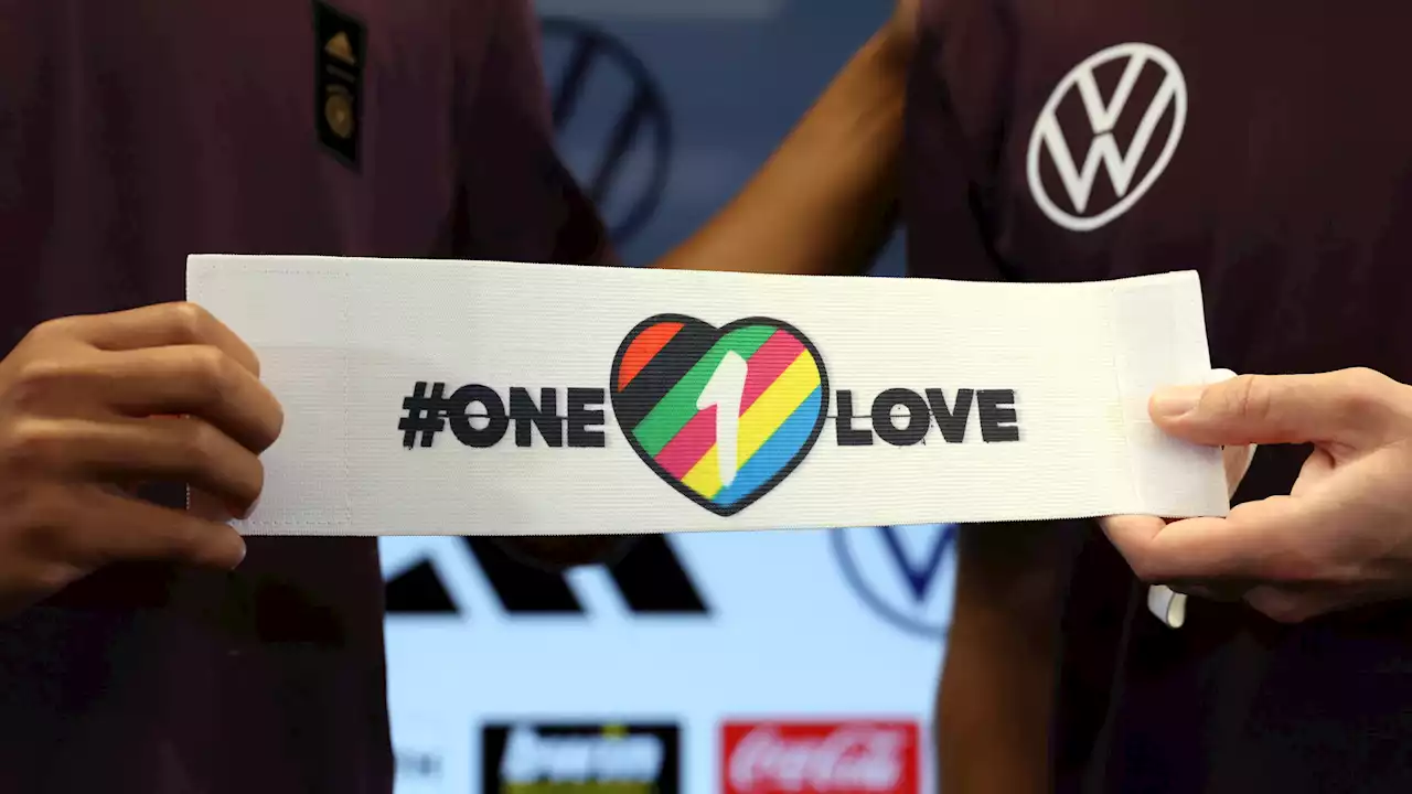 Mondiali in Qatar, anche l'Inghilterra con la fascia 'One Love' al braccio contro le discriminazioni