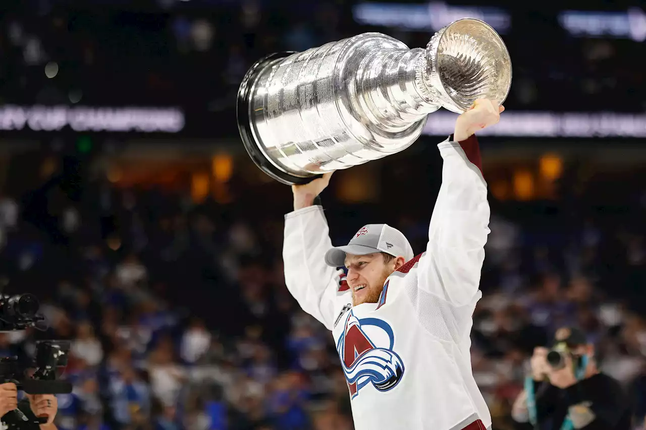 Nathan MacKinnon signs eight-year extension, becomes highest-paid player in NHL | SaltWire