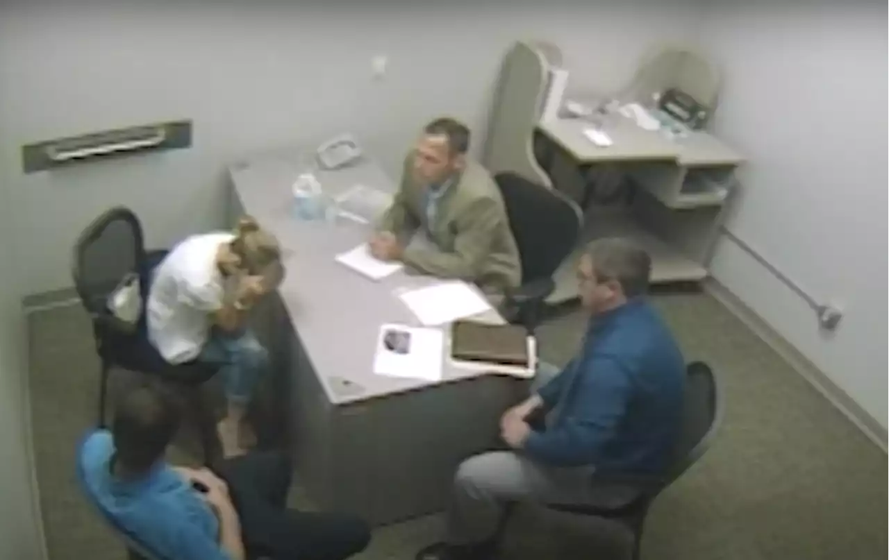 New video shows moment Sherri Papini knew she'd been caught