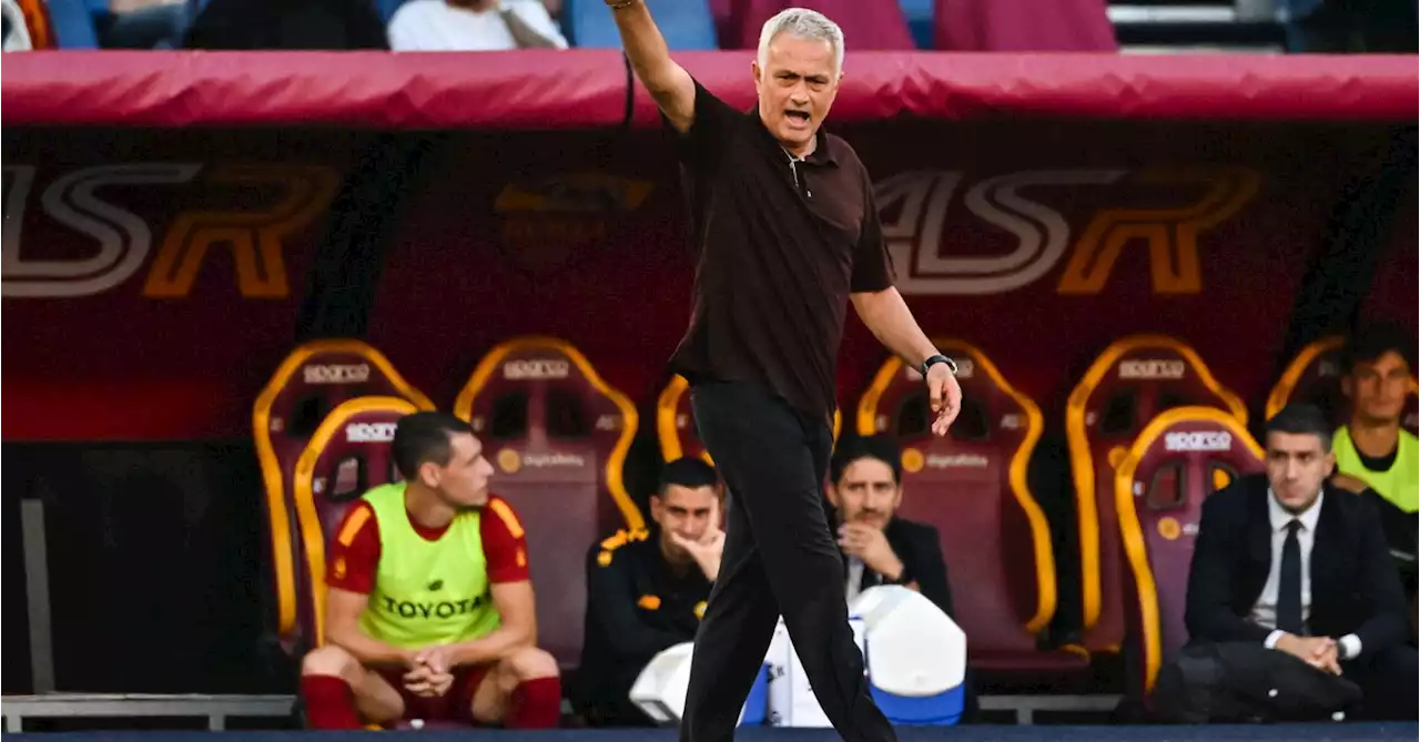 Roma, Mourinho: &quot;L&#39;espulsione non &egrave; una novit&agrave; per me, ma non cambier&ograve;&quot;