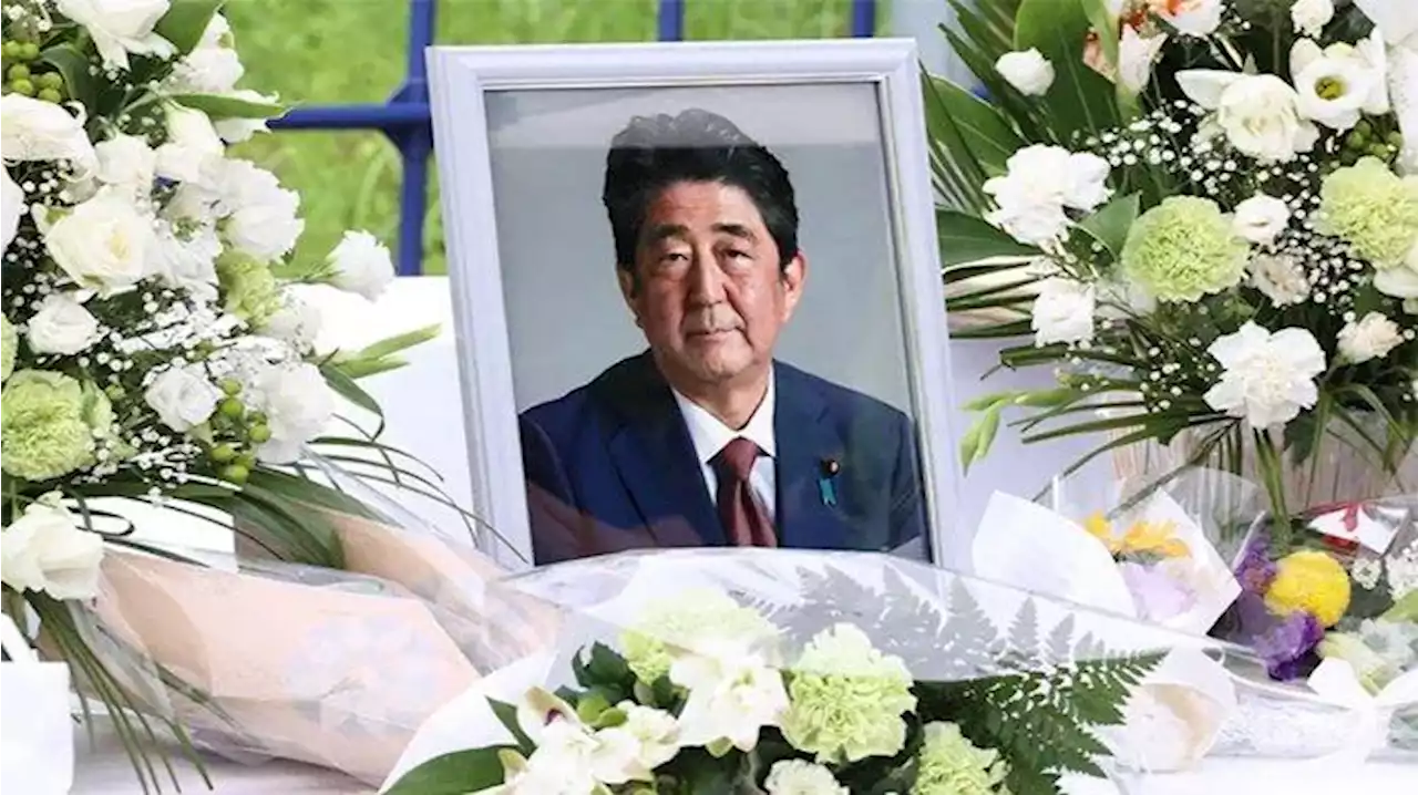 Seorang Pria di Jepang Bakar Dirinya Sendiri sebagai Bentuk Protes terhadap Pemakaman Shinzo Abe - Tribunnews.com