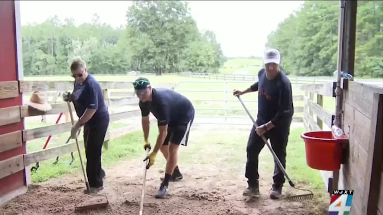 Hospital workers pitch in at Seamark Ranch for ‘day of service’