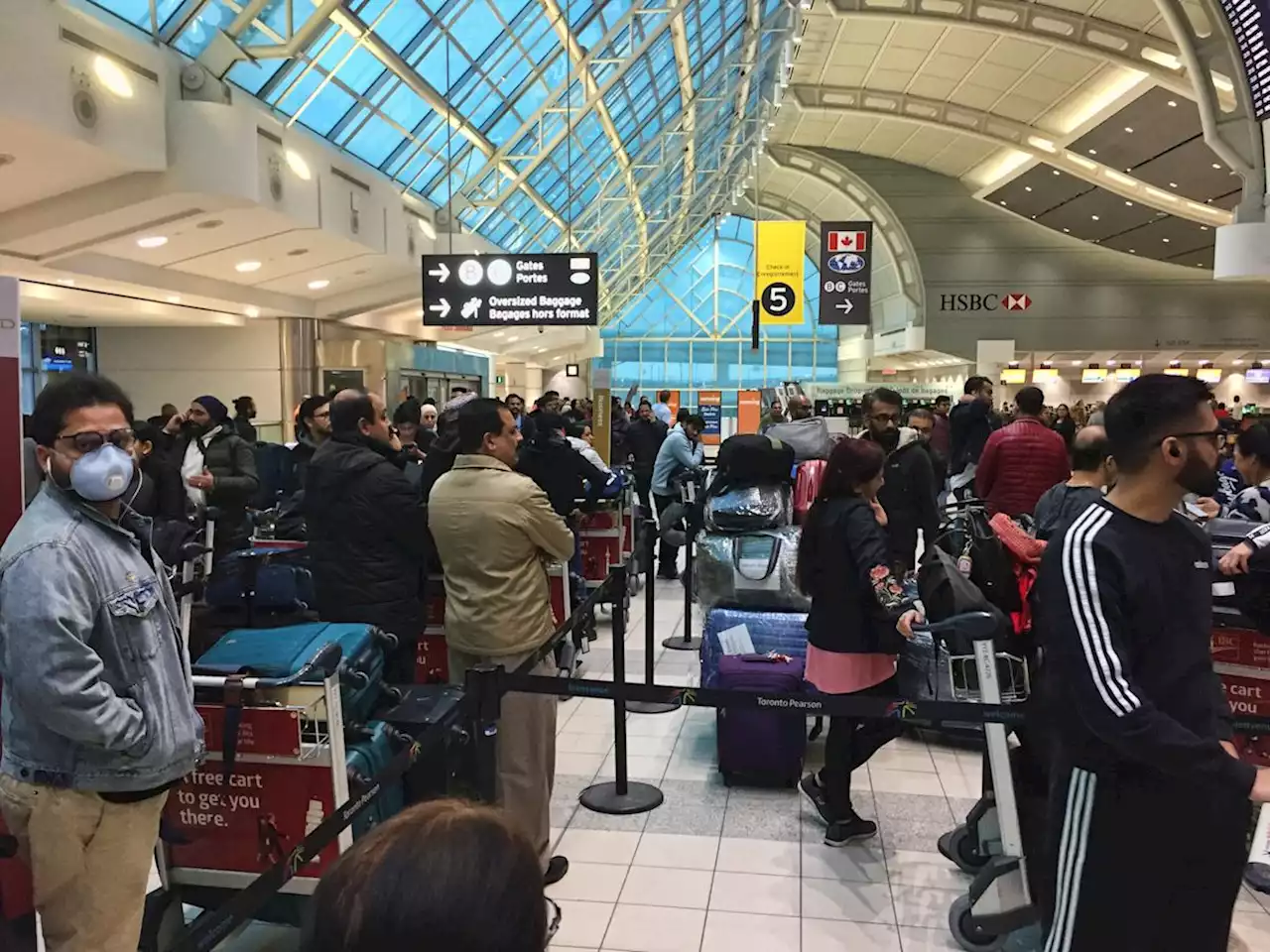 Toronto's Pearson ranked among the worst in North America airport survey