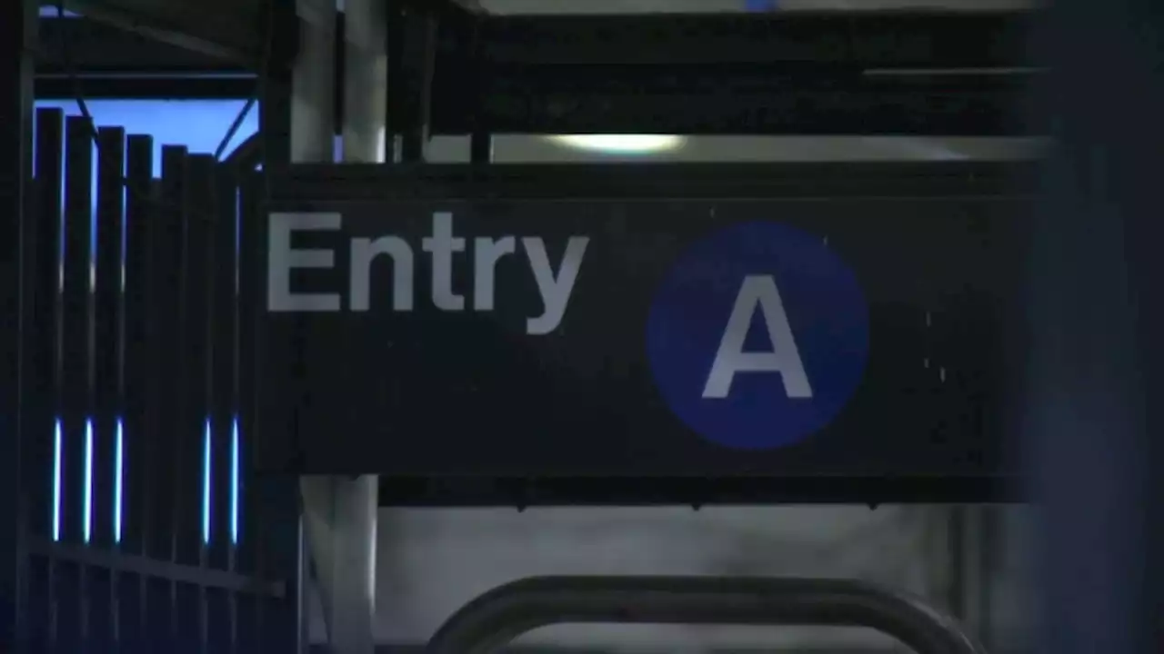 19-year-old shot once in the leg at Brooklyn subway station