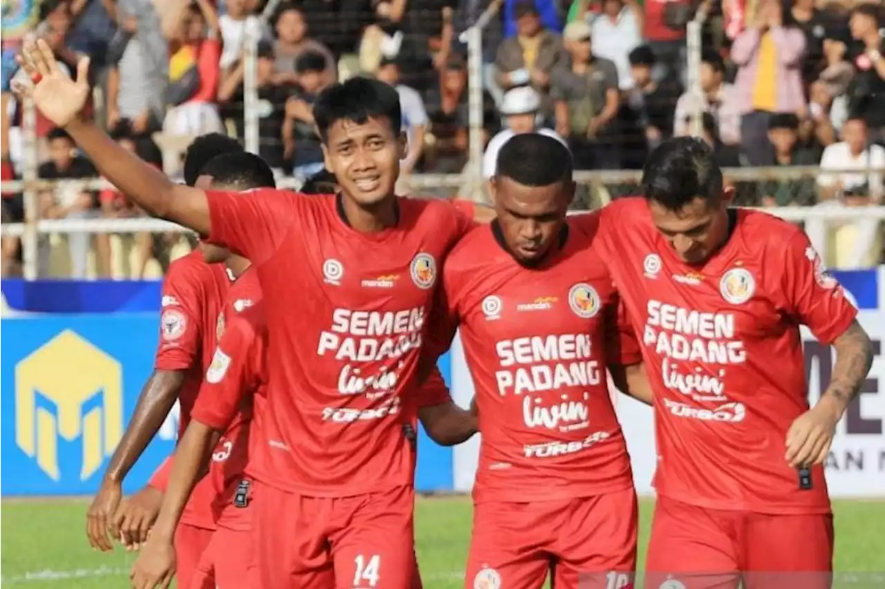 Semen Padang tumbangkan Perserang lima gol tanpa balas