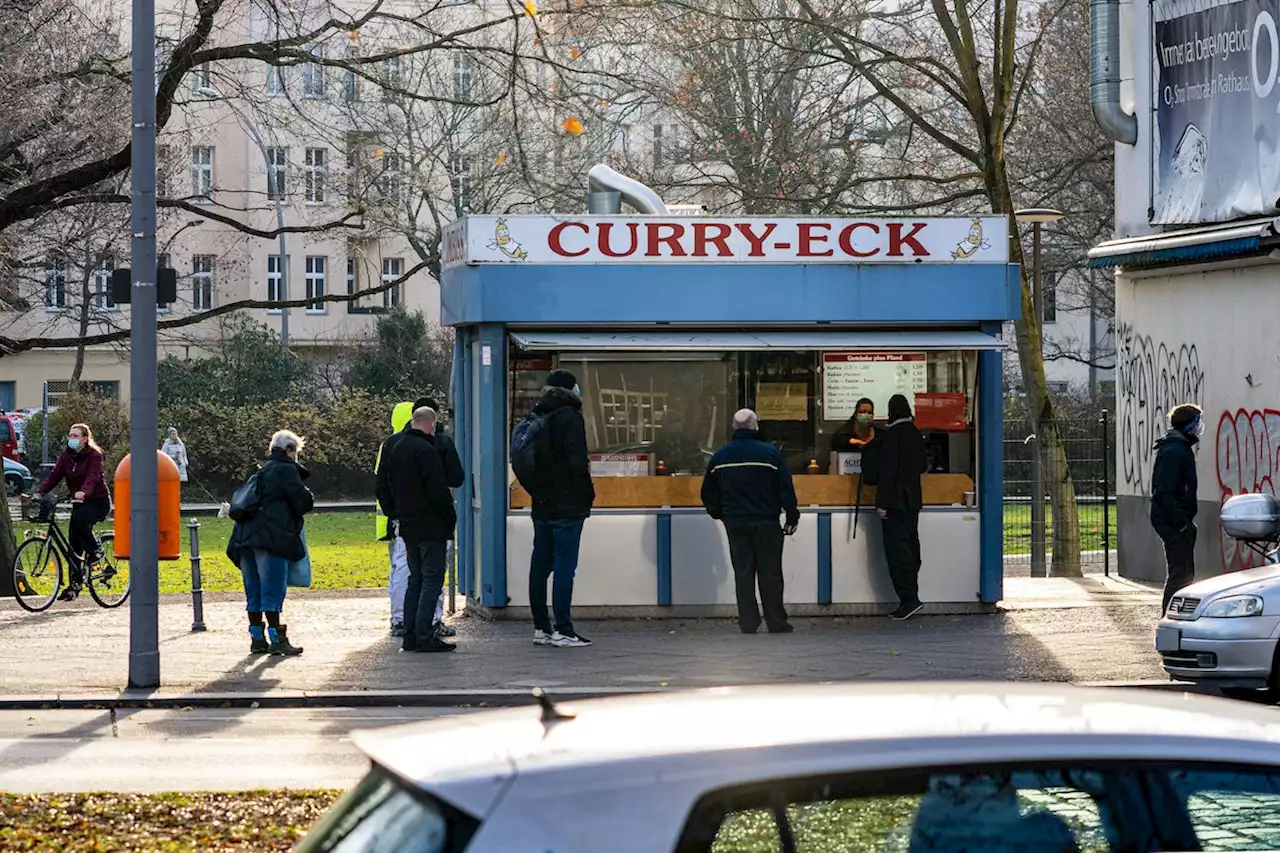 Matcha Iced Latte mit Hafermilch: Moabit wird von Hipstern übernommen