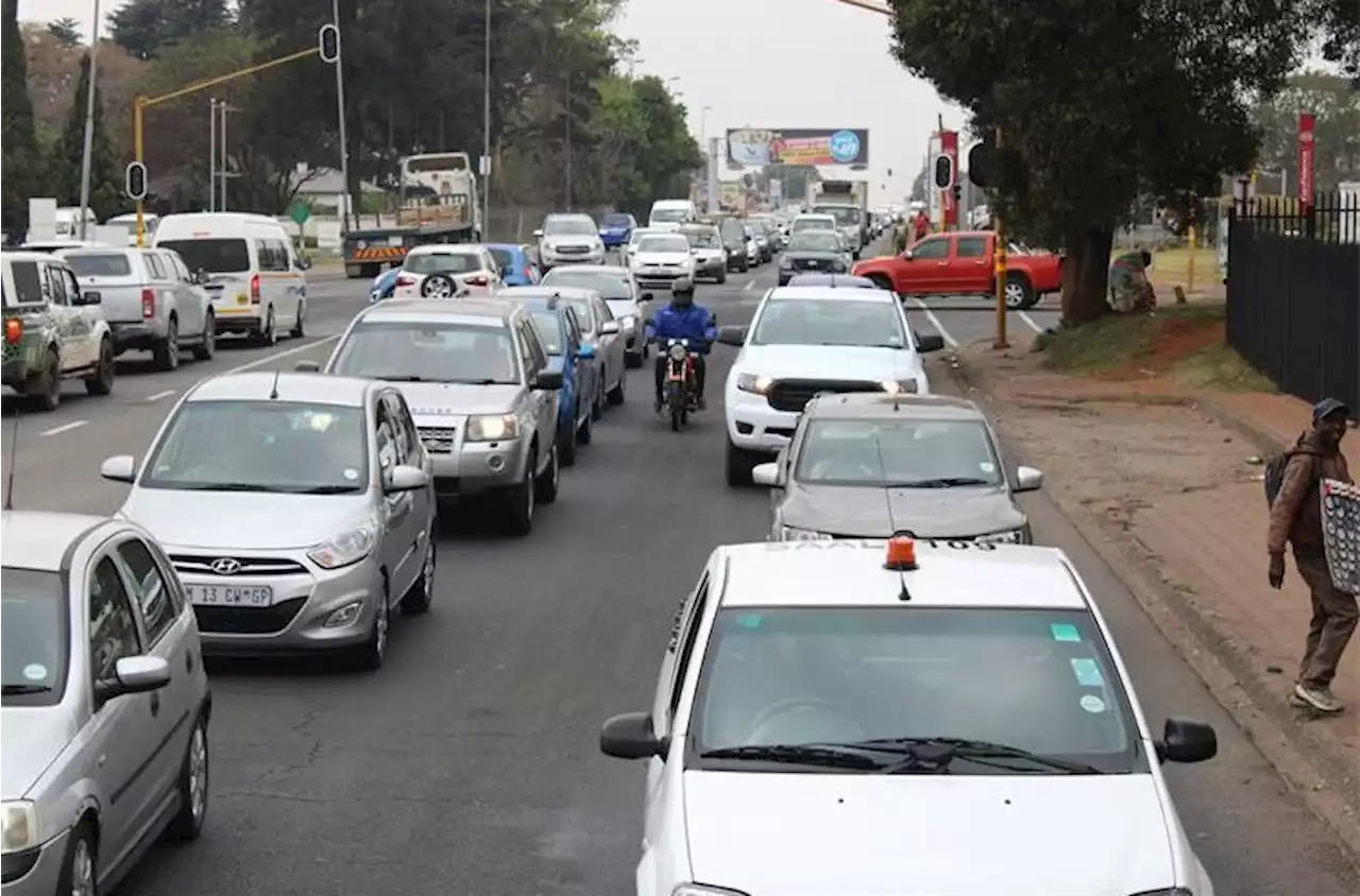 WATCH: Load shedding causing chaos on major routes, pointsmen nowhere to be seen | Boksburg Advertiser