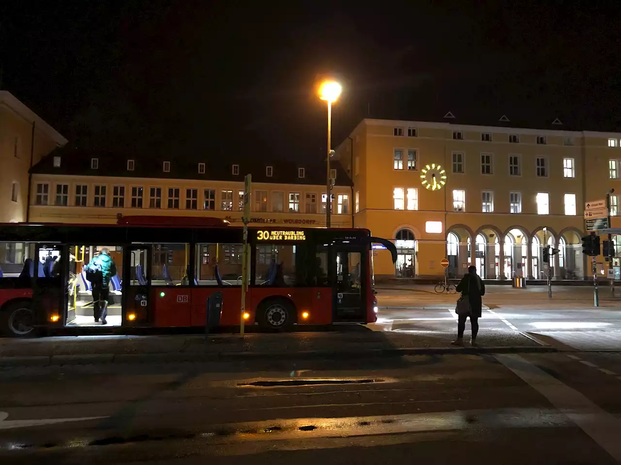 Bürger sollen nächtliche Lichtquellen in Regensburg zählen