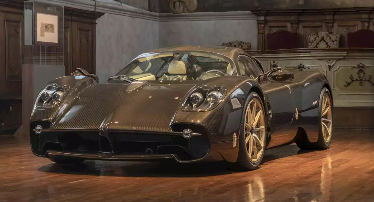 The New Pagani Utopia Looks Even Better In A Bare Carbon Fibre Body | Carscoops