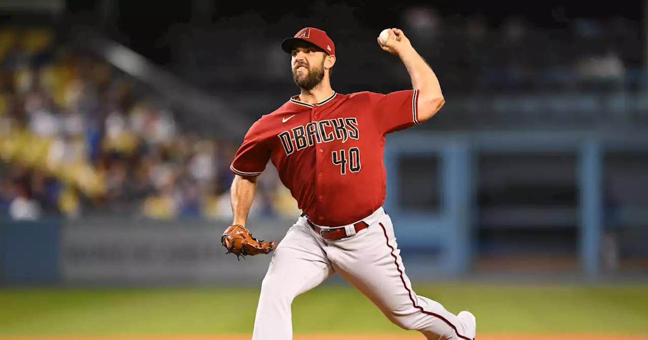 Bumgarner gets 1st win since July, D-backs beat Dodgers 6-1