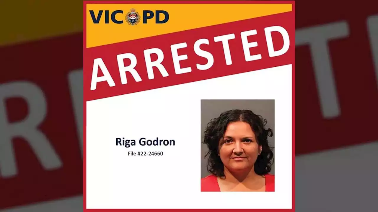 Victoria city council candidate wanted on province-wide warrant arrested: police