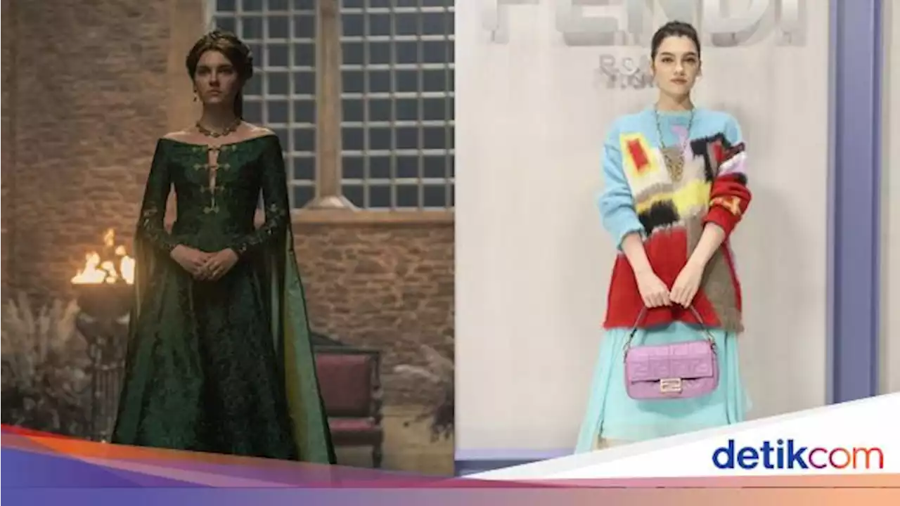 Emily Carey 'Hijrah' dari Westeros ke Milan Fashion Week