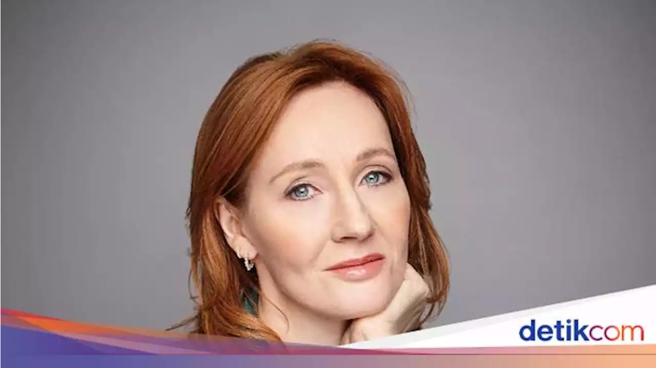 JK Rowling Bersuara Lantang Dukung Mahsa Amini dan Perempuan Iran