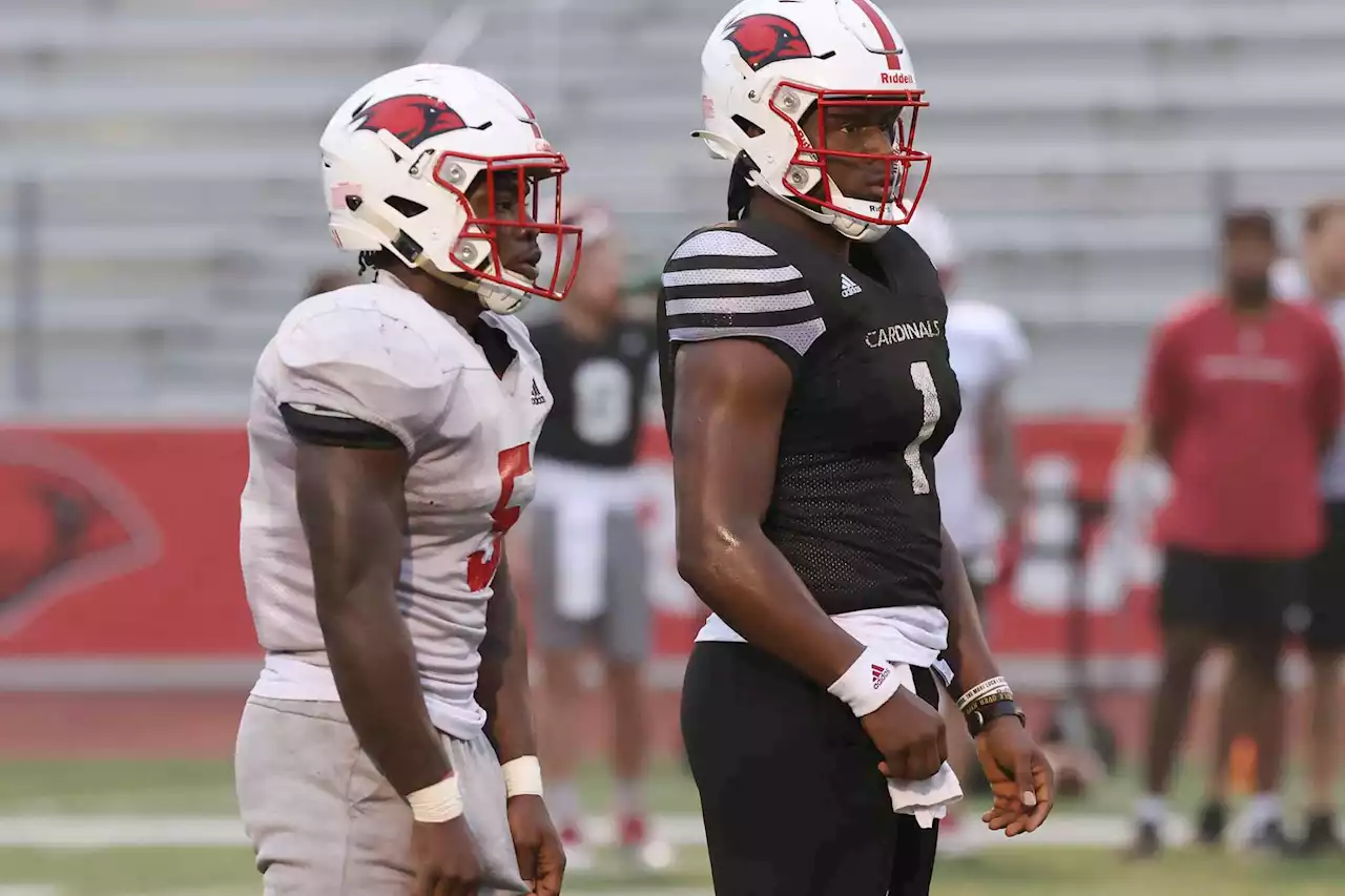 Coach GJ Kinne, QB Lindsey Scott orchestrate thriving UIW offense