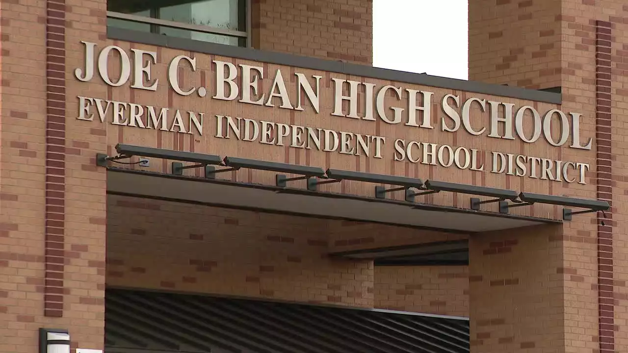 Everman High School shooting threat prompts extra security on campus