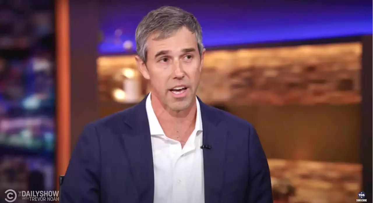 'Cruel And Unkind': Beto O'Rourke Shreds Greg Abbott's Ugly Migrant 'Stunts'