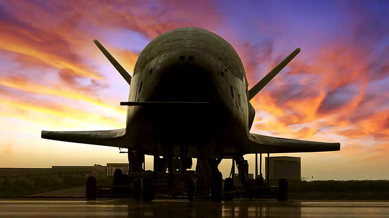 Here's everything we know for sure about the United State' X-37B experimental spaceplane