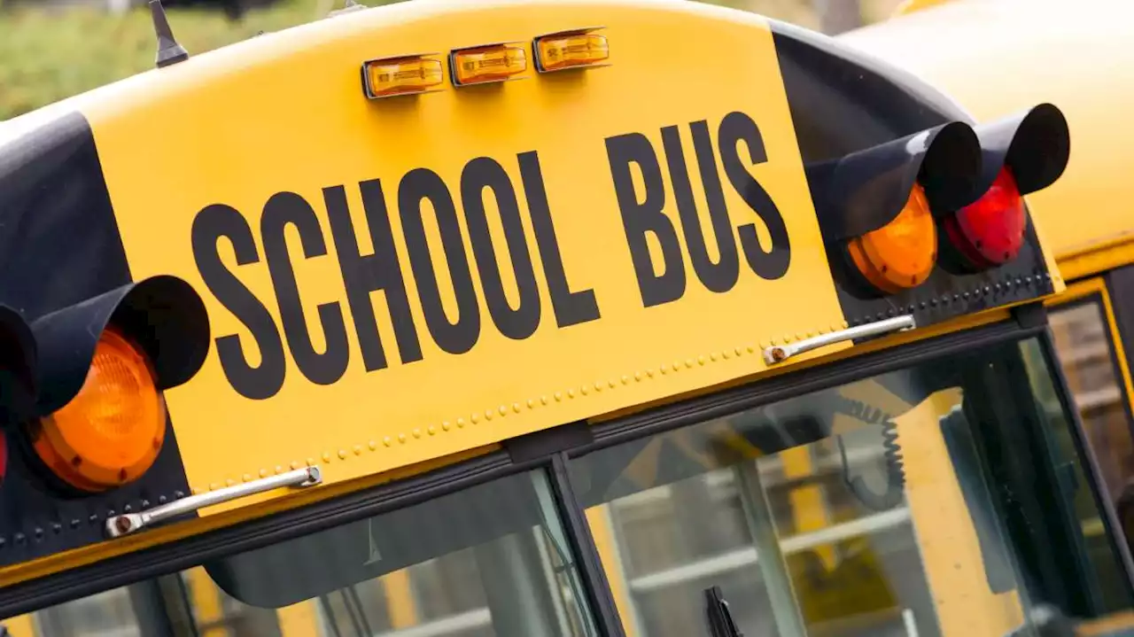 Utah man assaulted school bus driver, threatened to kill passengers, police say