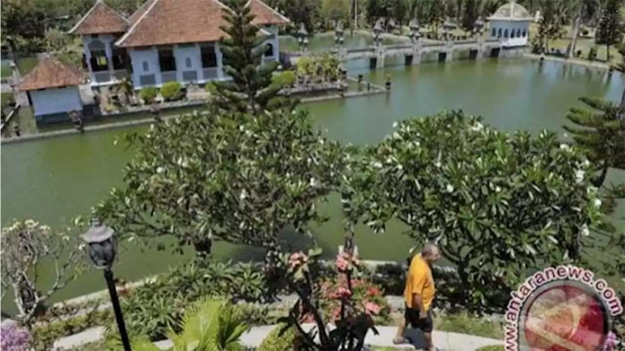 Taman Ujung di Karangasem, Bali: Keindahan dalam Harmoni