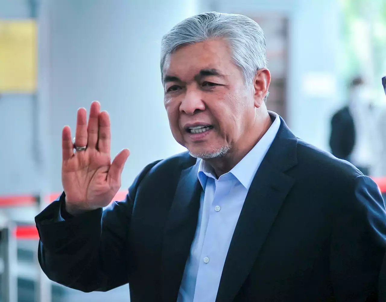 Ahmad Zahid: Bebas atau bela diri?