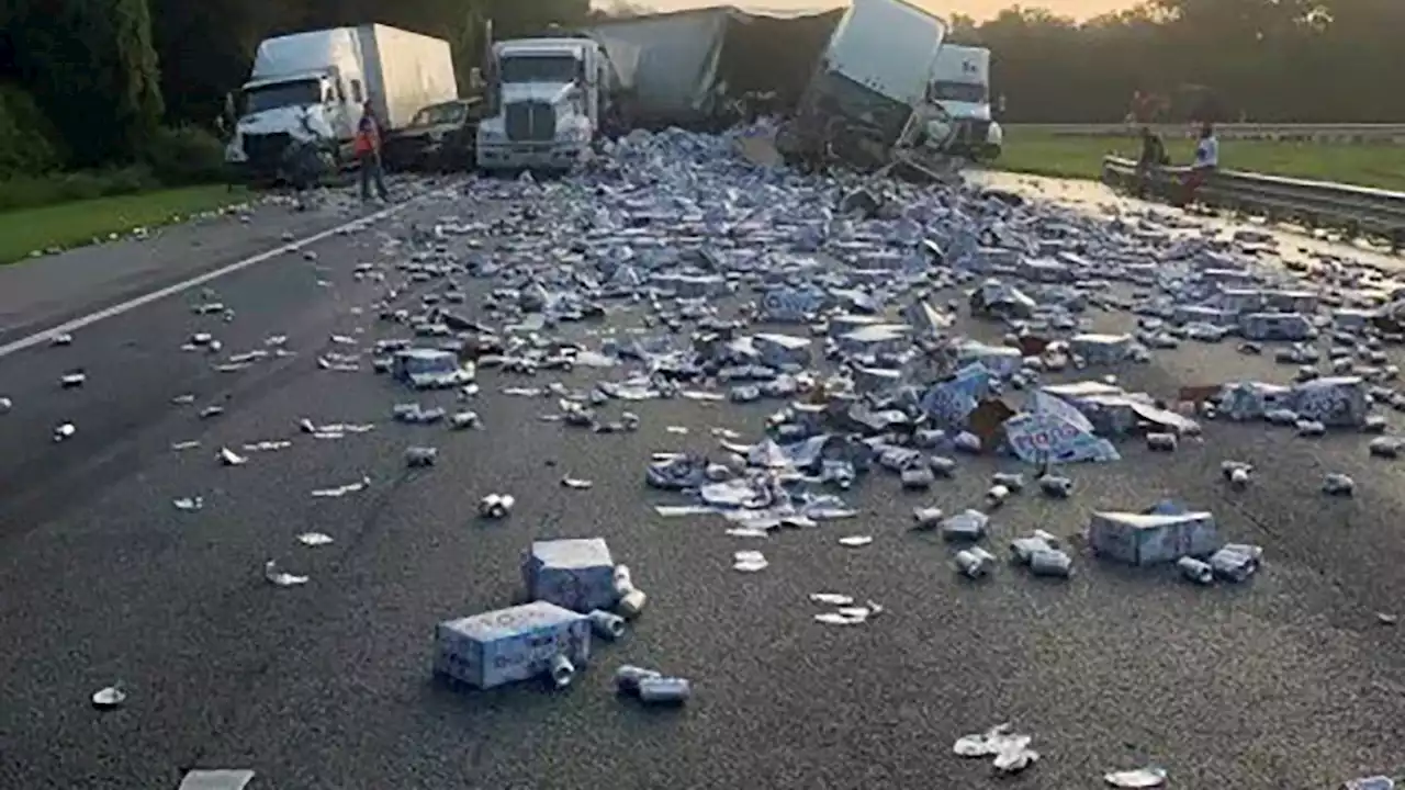 Florida highway covered in Coors Light beer after semi crash