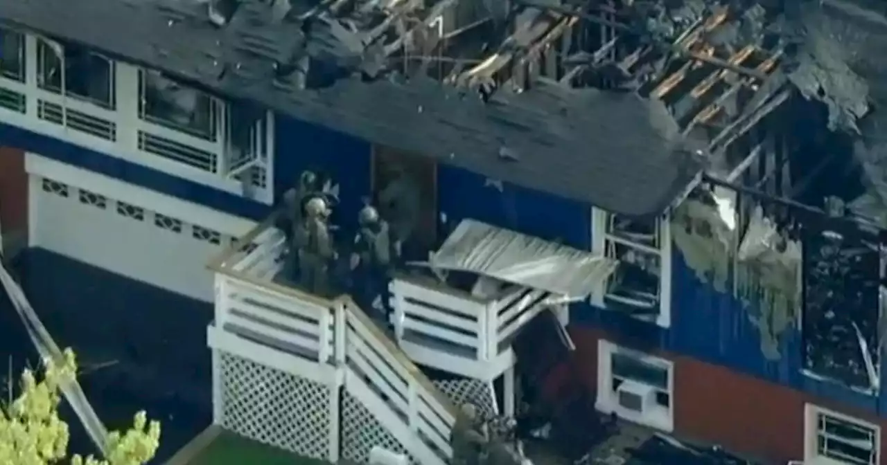 4 dead in apparent shooting, house fire in Oak Forest, Illinois