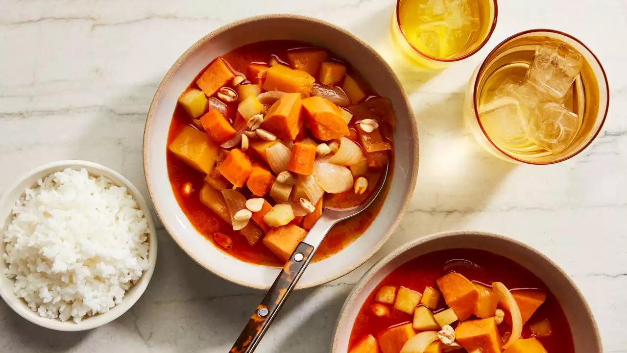 The Shortcut Massaman Curry My Family Has Been Making Since the ‘70s