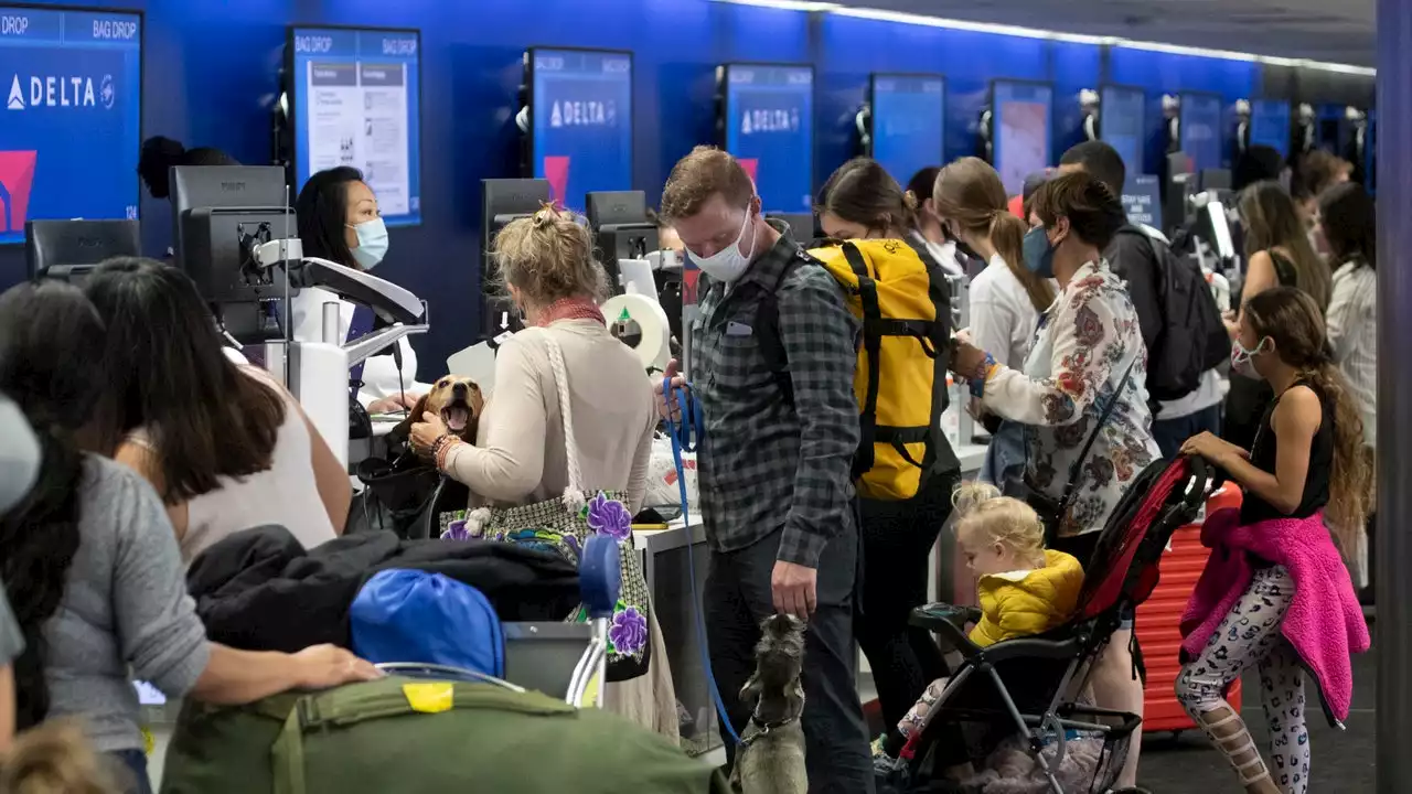 Travelers rank 2022’s best and worst airports in North America