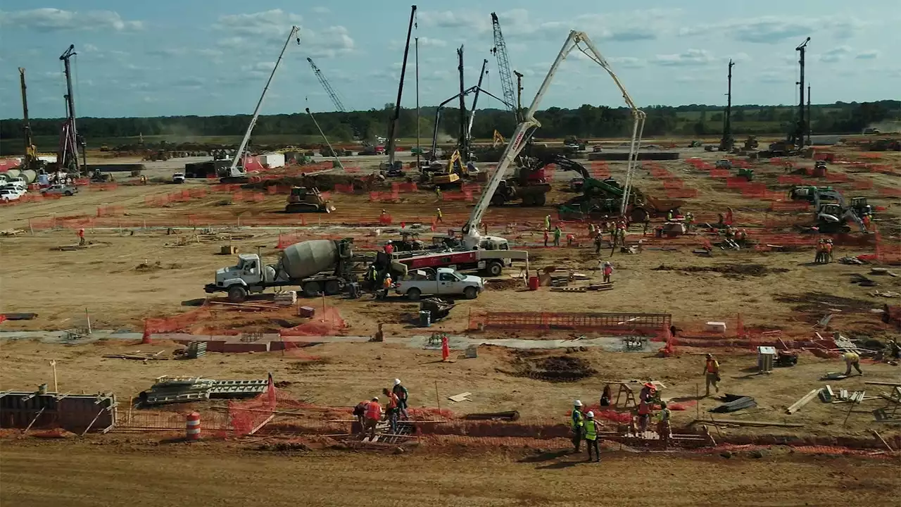 Ford begins construction on $5.6 billion Tennessee electric truck factory