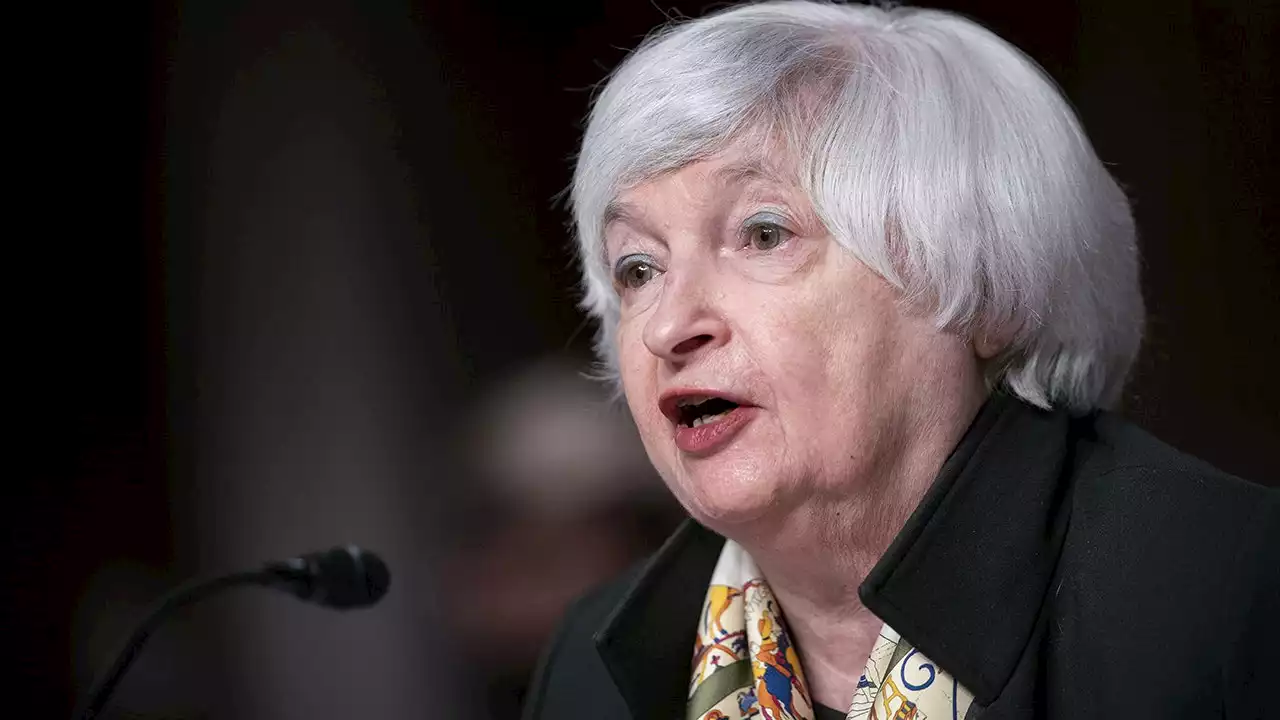 Yellen says Fed can tame inflation without crushing labor market