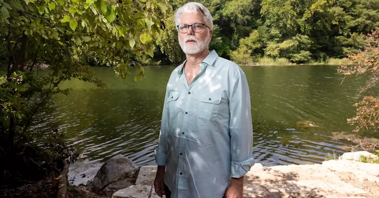 Austin poet urges 'falling in love with the planet' to fight climate change, not giving in to fear