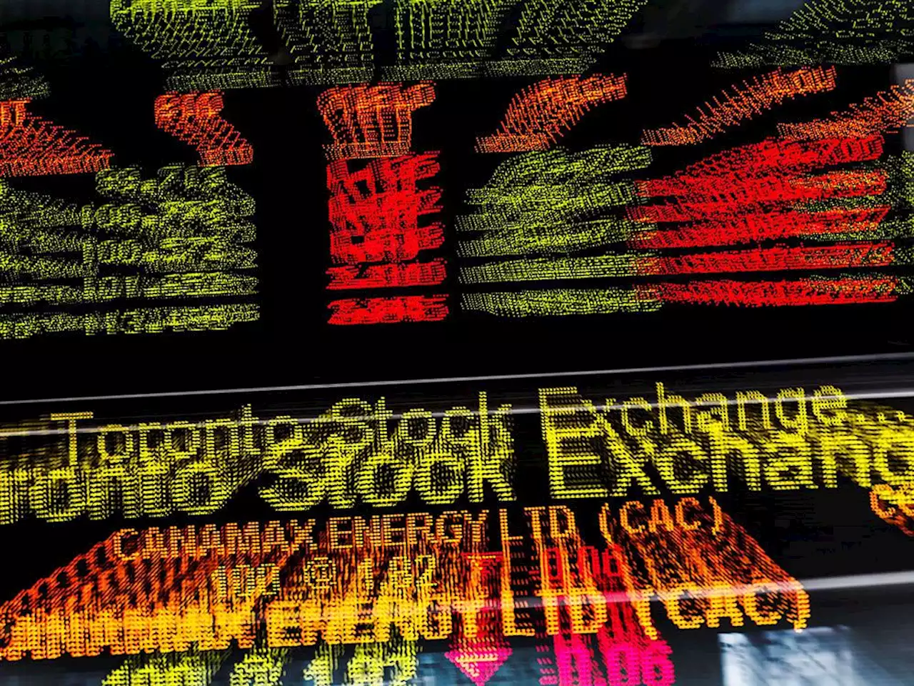 TSX plunges as stock selloff turns ugly