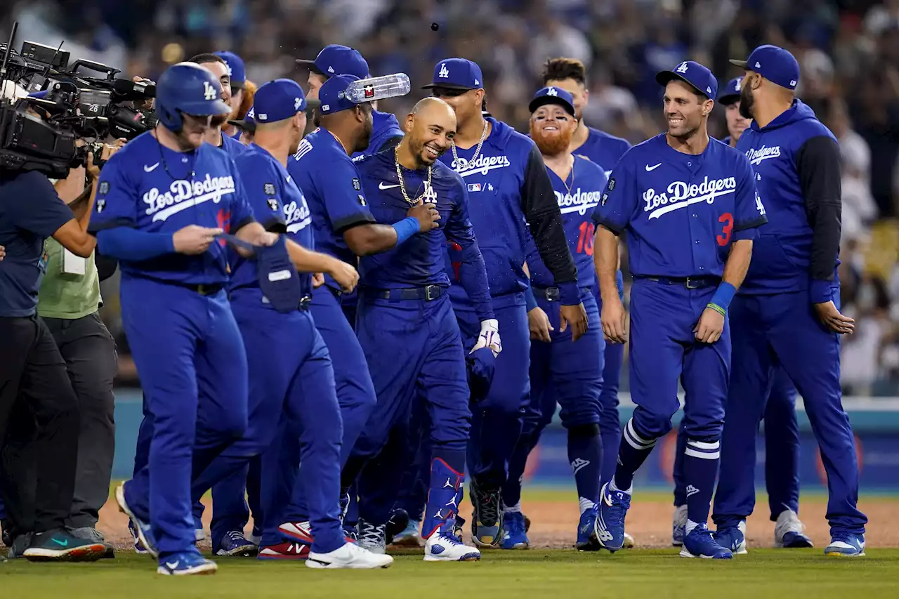 Dodgers Rally in 9th to Walk-Off Against D-backs 3-2