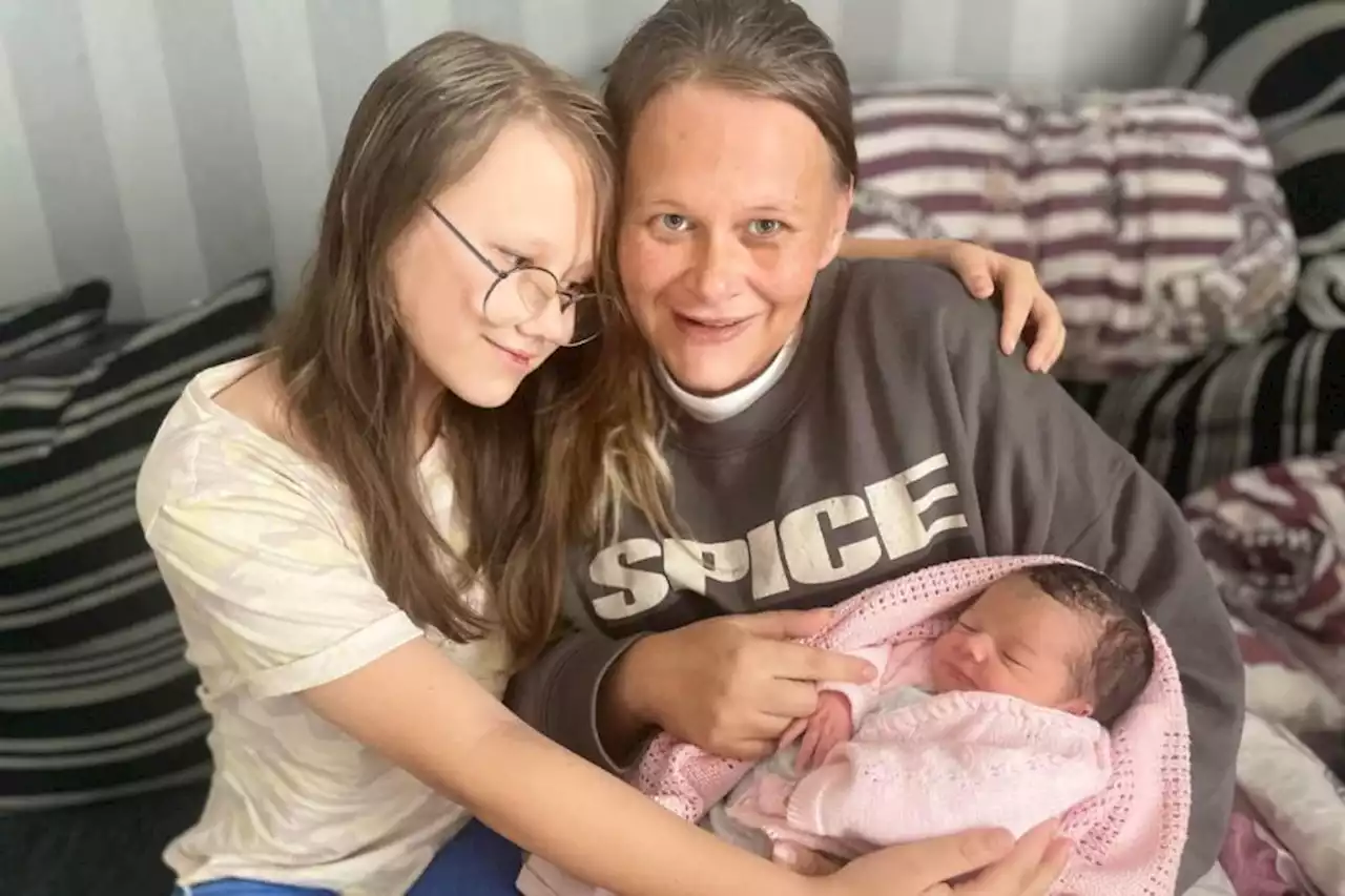 Mum stunned after giving birth on her birthday… AGAIN