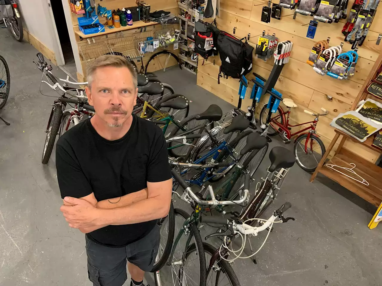 Sparks Street bike shop done in by bureaucracy, COVID and convoy