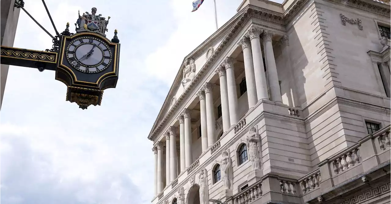 Bank of England needs to hike rates next week to calm markets, Deutsche Bank analyst says